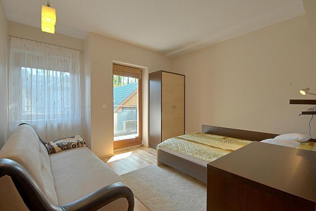 Monia Apartment